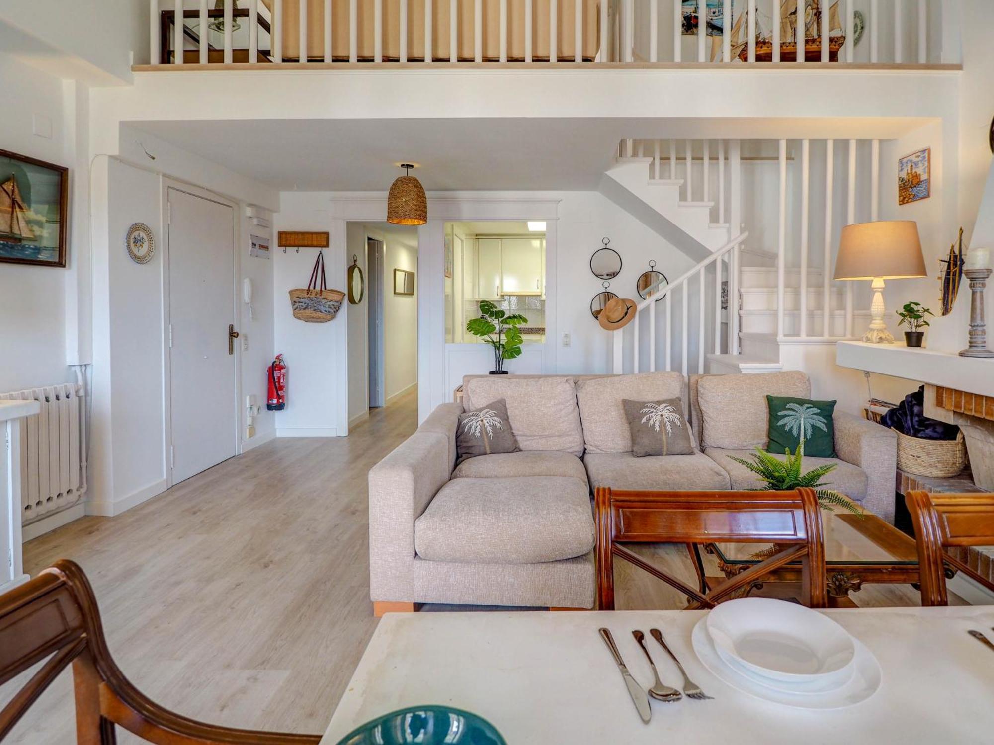 Clarimar Duplex By Hello Homes 시체스 외부 사진