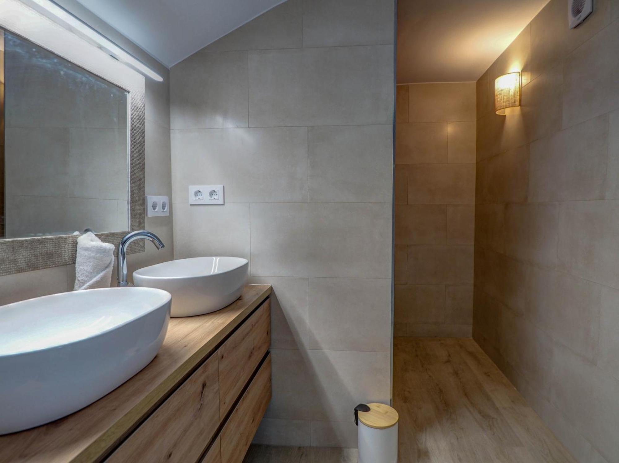 Clarimar Duplex By Hello Homes 시체스 외부 사진